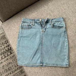 Denim skirt